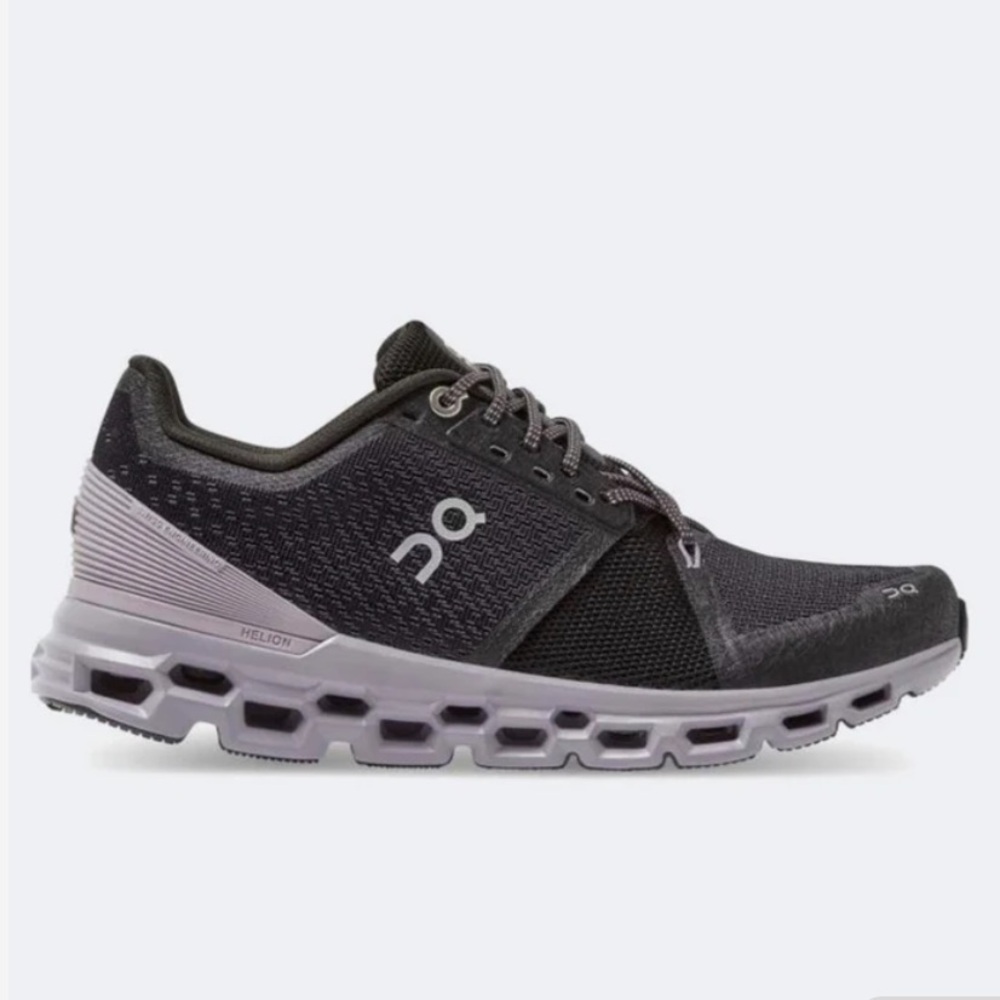 On Running Cloudstratus Black Lilac